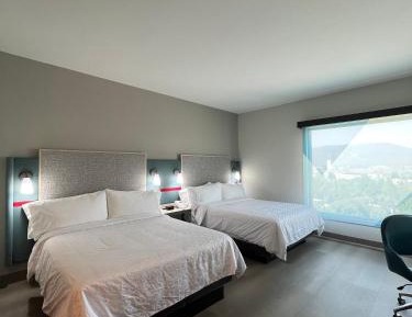Standard Room with Two Queen Beds