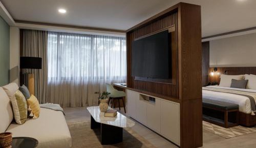 Superior Suite