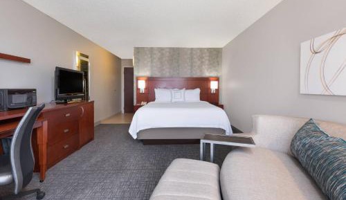 Larger King Room with Sofa Bed