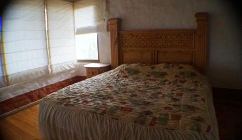 Cottage (10 Adults)