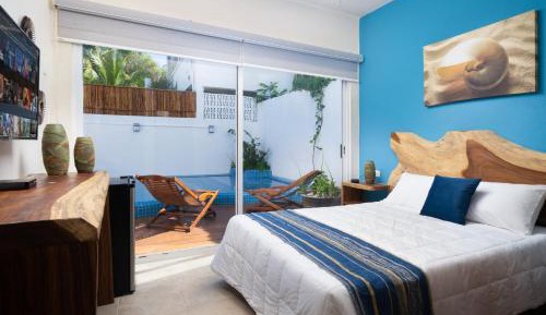 Double Room with Pool View