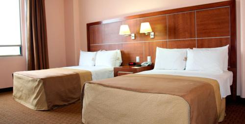 Standard Queen Room with Two Queen Beds