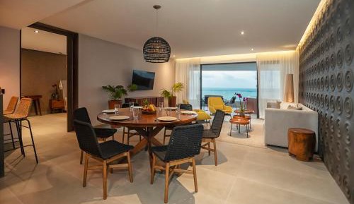 EPIC Two Bedroom Oceanfront Presidential Residence