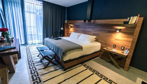 Standard King Room