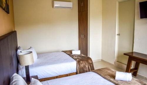 Standard Double Suite