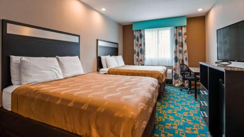 Queen Room with Two Queen Beds - Non-Smoking