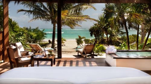 Villa - Beach Front