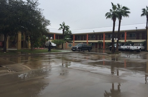 Edinburg Hotel | Texas Inn and Suites City Center at University Dr.