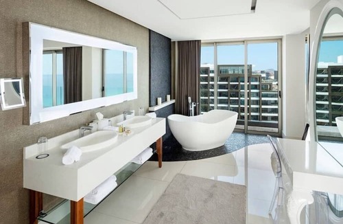 Cabo San Lucas Apartment | Ultra Luxurious 4 Bedroom Penthouse @ THE Garza Blanca Beach Resort 6,500+ SQ FT