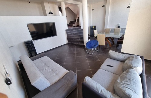 Queretaro Cottage | Casa Amplia con Asotea El Salitre a 5 min Antea