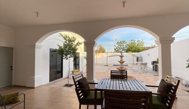 House with private pool