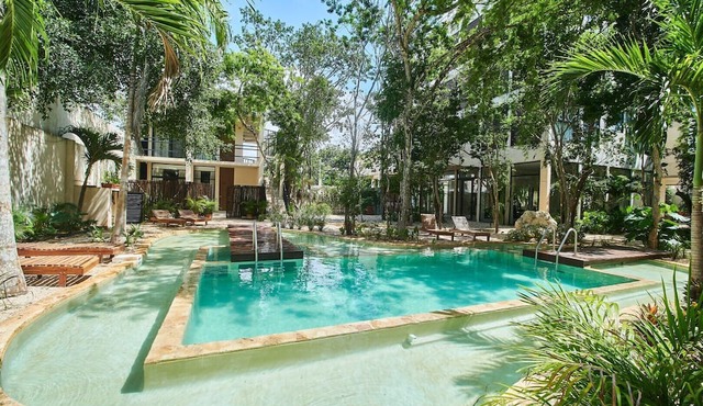 Shoreline 2 Bedrooms | 2 Baths | 4 Guests