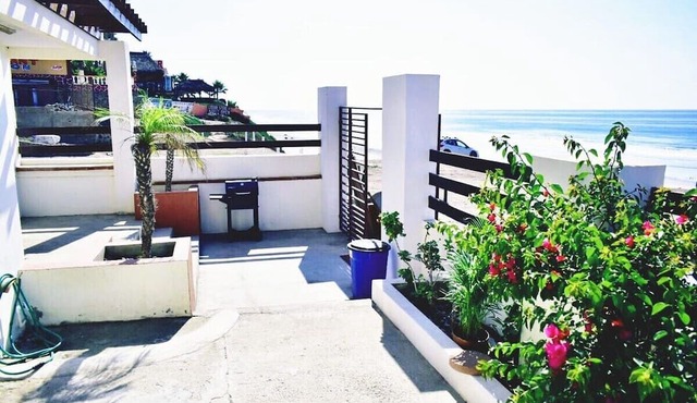 Beachfront 3br Surfers & Gatherings near Rosarito