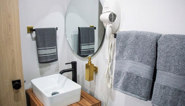 Departamento con estilo y comodidad, 2 hab. Estancia segura