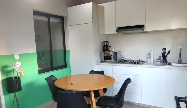 Beach apartment (pet friendly)