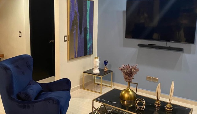 Luxurious apartment in exclusive area of the city